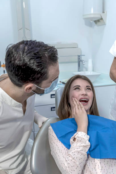 Best Tooth Infection Emergency Dentist  in Lakemoor, IL